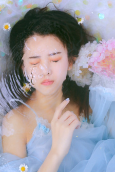 女邻居3